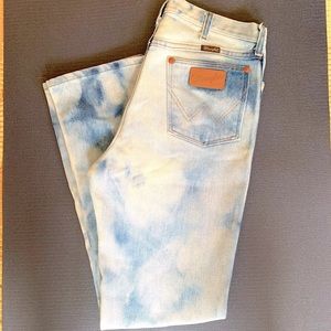 Light Wash Wrangler Jeans